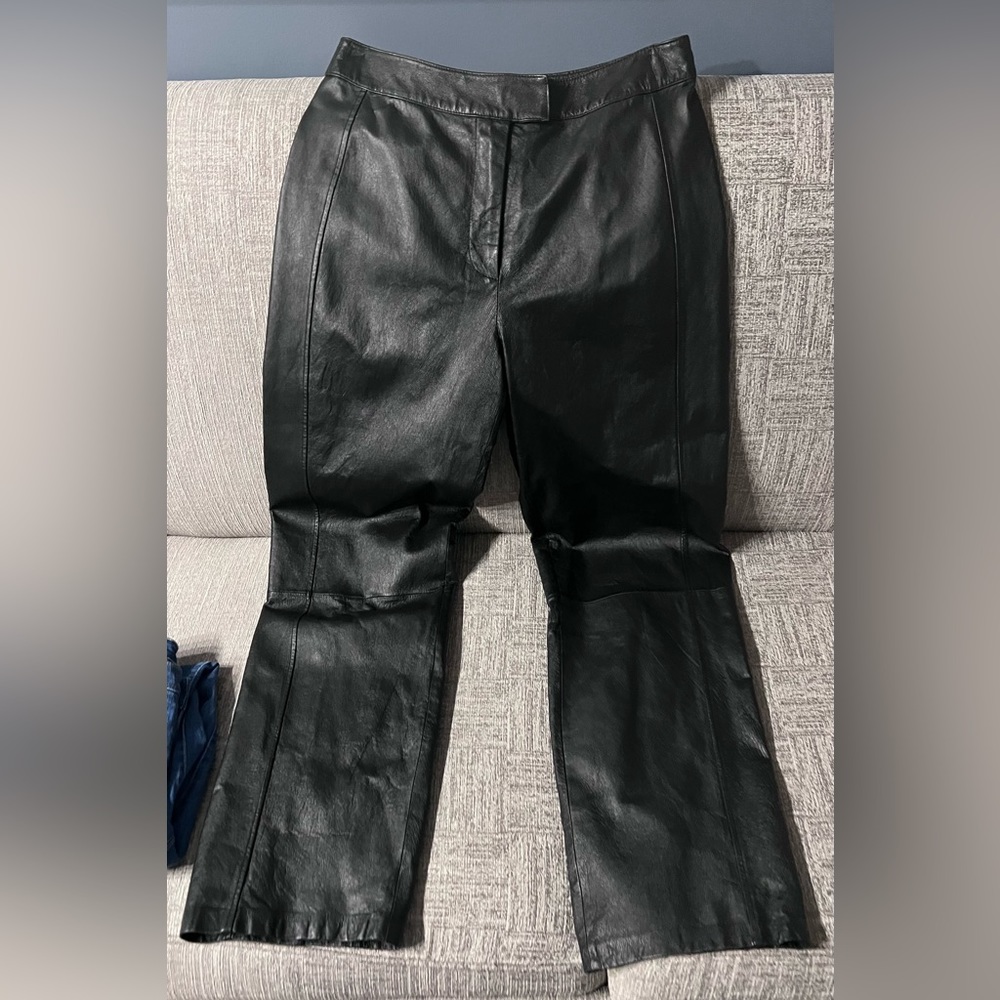 Chadwicks Vintage 100% Genuine Leather, Lined Black High Waist